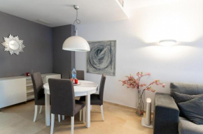 Comfy Downtown + Private terrace